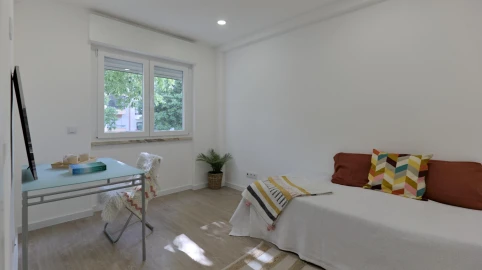 Apartamento T3 para Venda em Agualva e Mira-Sintra