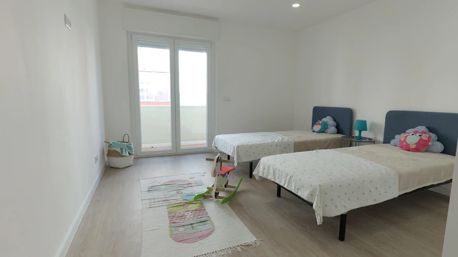 Apartamento T3 para Venda em Agualva e Mira-Sintra Foto 11