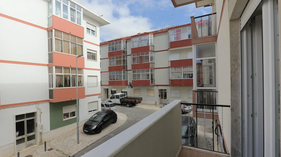 Apartamento T3 para Venda em Agualva e Mira-Sintra Foto 19