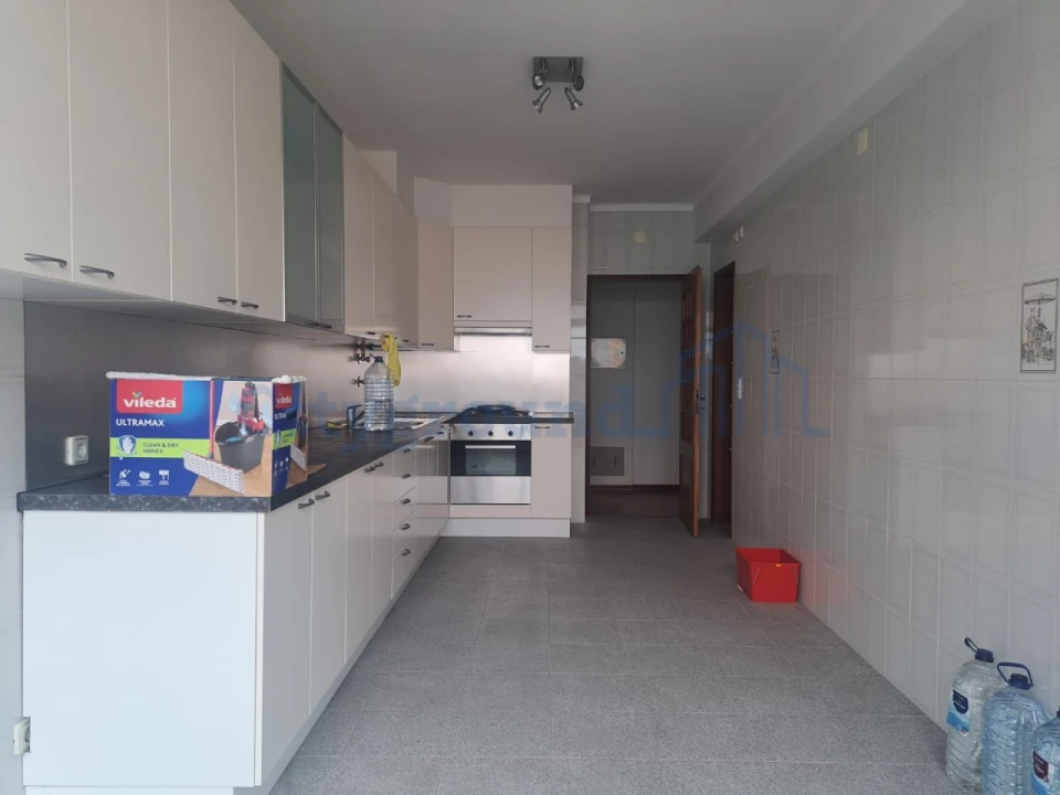 Apartamento T3 para Venda em Nossa Senhora da Piedade Foto 2