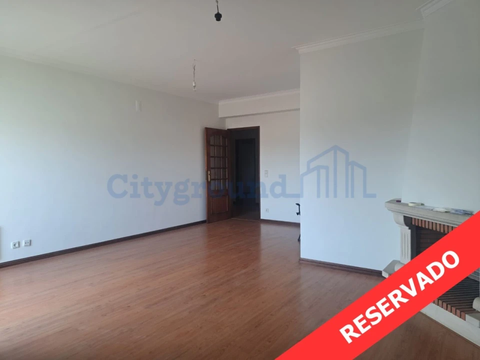 Apartamento T3 para Venda em Nossa Senhora da Piedade Foto 1