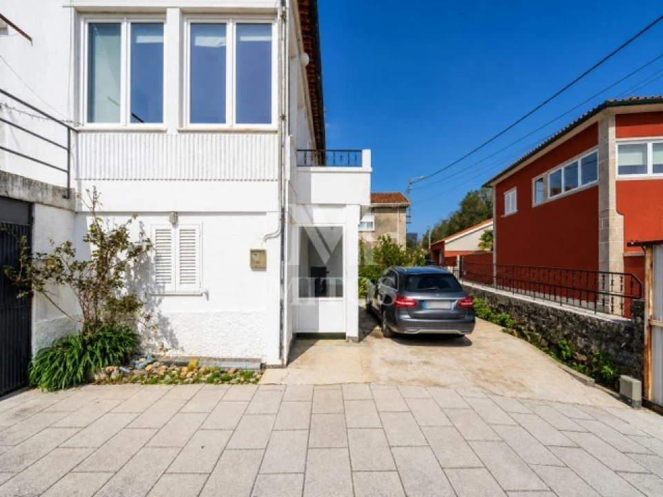 Moradia T4 para Venda em Vila de Punhe Foto 4
