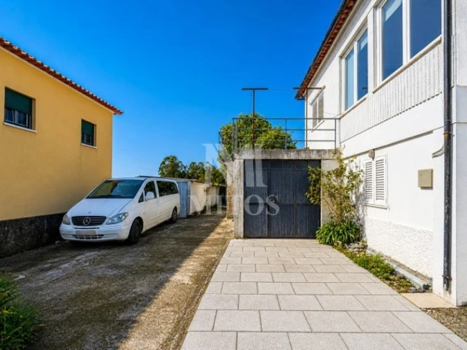Moradia T4 para Venda em Vila de Punhe Foto 5