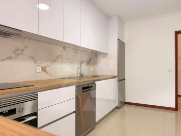 Apartamento T3 para Venda em Albergaria-A-Velha e Valmaior