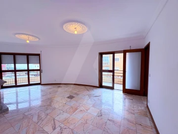 Apartamento T3 para Venda em Albergaria-A-Velha e Valmaior