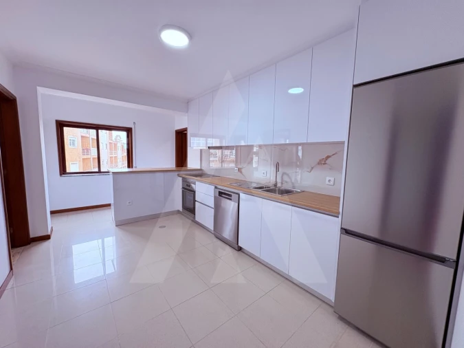 Apartamento T3 para Venda em Albergaria-A-Velha e Valmaior Foto 3