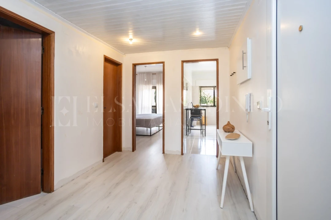 Apartamento T2 para Venda em Seixal, Arrentela e Aldeia de Paio Pires Foto 8