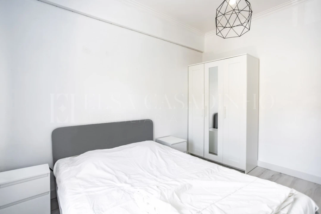 Apartamento T2 para Venda em Seixal, Arrentela e Aldeia de Paio Pires Foto 14
