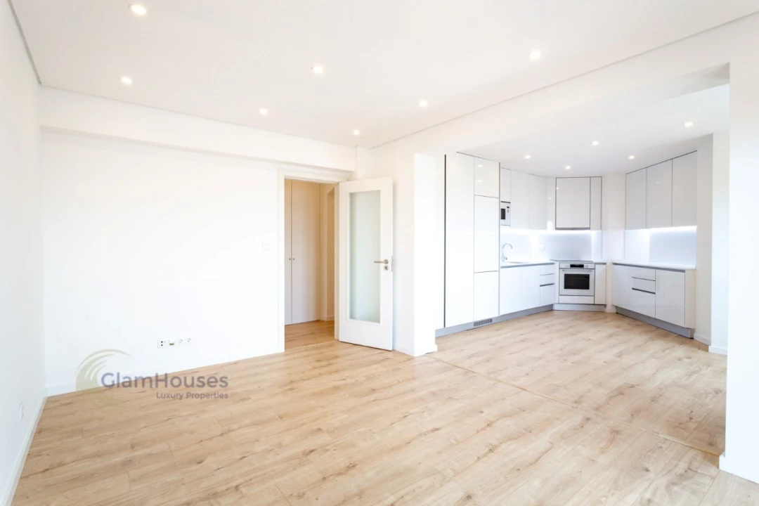 Apartamento T3 para Venda em Santa Iria de Azoia, São João da Talha e Bobadela Foto 3