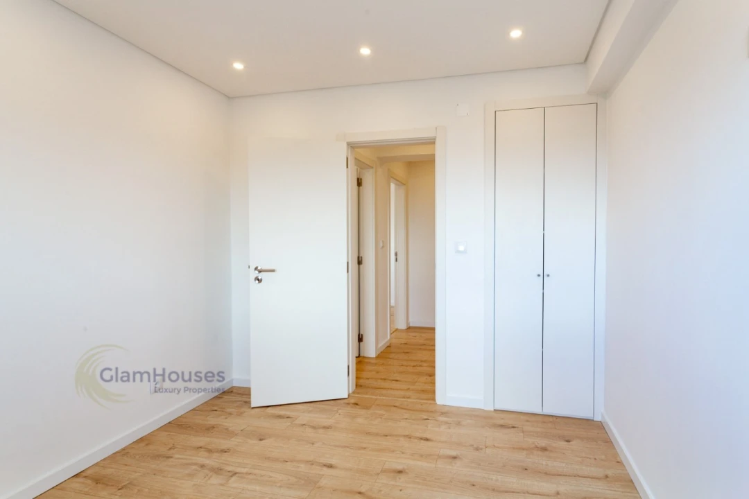 Apartamento T3 para Venda em Santa Iria de Azoia, São João da Talha e Bobadela Foto 13