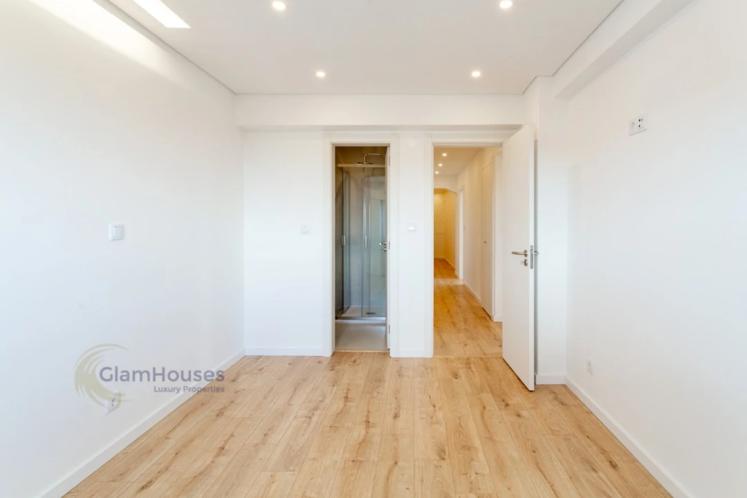 Apartamento T3 para Venda em Santa Iria de Azoia, São João da Talha e Bobadela Foto 15