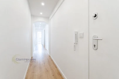 Apartamento T3 para Venda em Santa Iria de Azoia, São João da Talha e Bobadela
