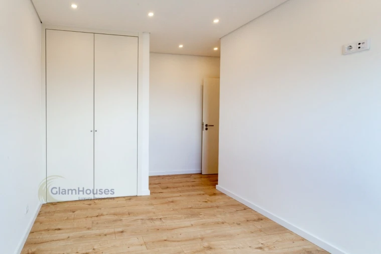 Apartamento T3 para Venda em Santa Iria de Azoia, São João da Talha e Bobadela Foto 9