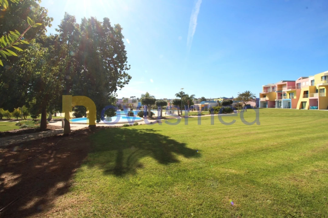 Apartamento T1 para Venda em Albufeira e Olhos de Água Foto 2