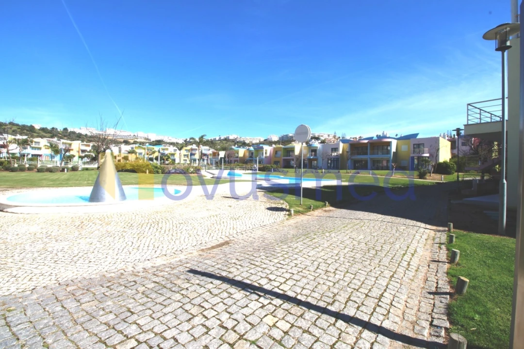 Apartamento T1 para Venda em Albufeira e Olhos de Água Foto 19
