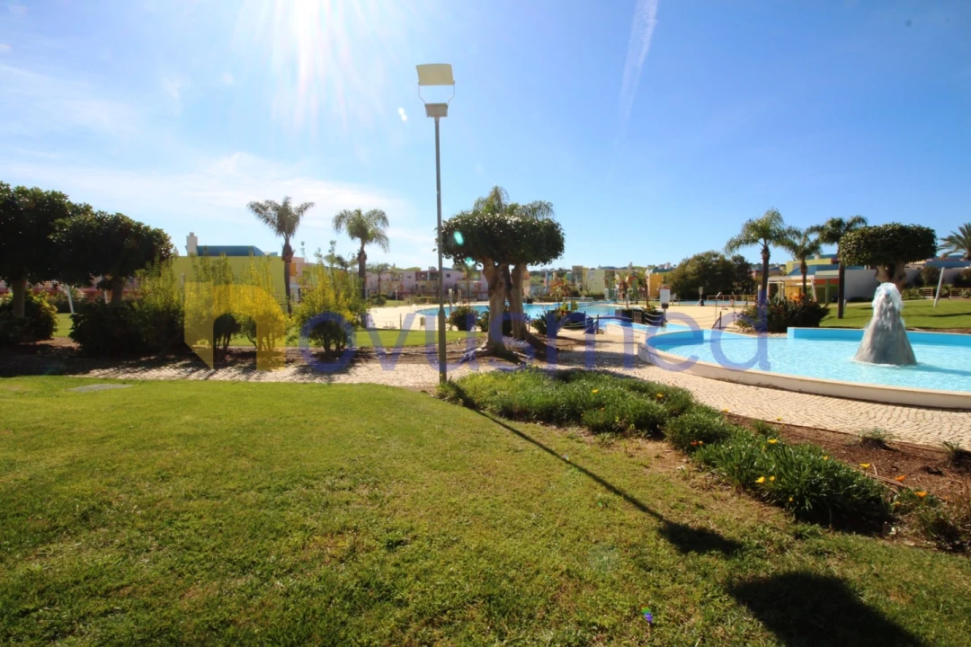 Apartamento T1 para Venda em Albufeira e Olhos de Água Foto 23