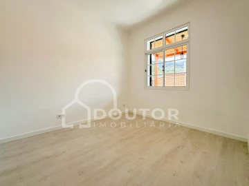 Moradia T2 para Venda em Funchal (São Pedro)