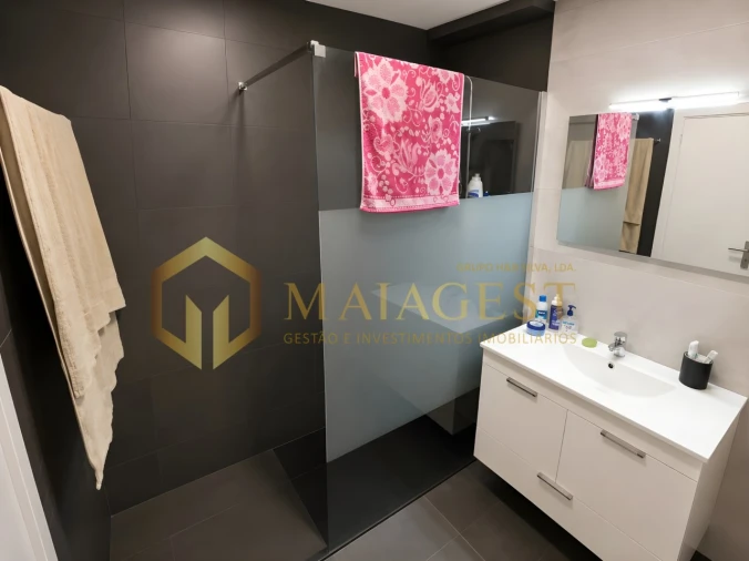 Apartamento T3 para Venda em Paranhos Foto 6
