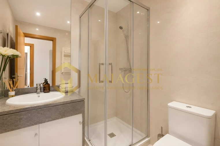 Apartamento T2 para Venda em Canidelo Foto 17