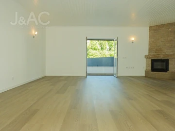 Moradia T5 para Arrendamento em Cascais e Estoril