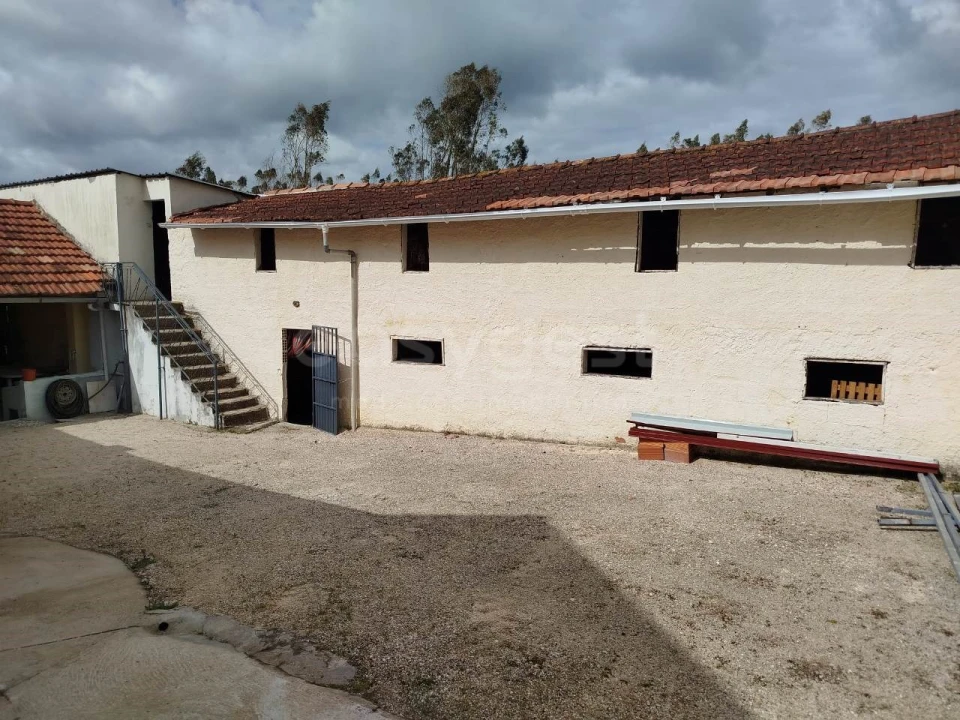 Moradia T4 para Venda em Bidoeira de Cima Foto 13