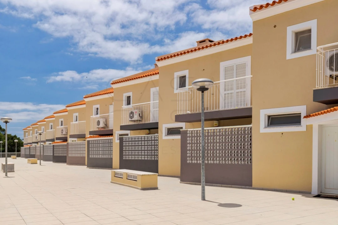 Moradia T3 para Venda em Setubal (São Sebastião) Foto 1