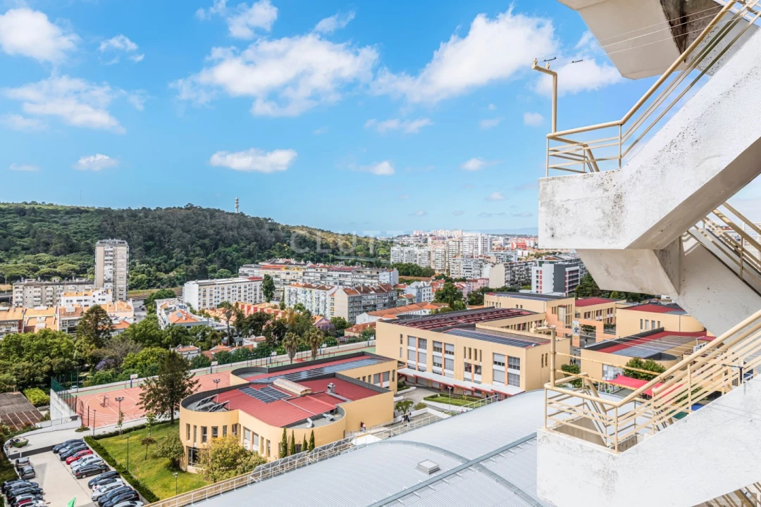 Apartamento T4 para Venda em São Domingos de Benfica Foto 27