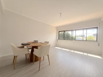Apartamento T2 para Arrendamento em Vimeiro