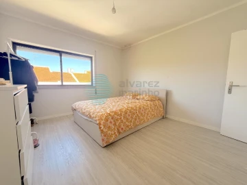 Apartamento T2 para Arrendamento em Vimeiro