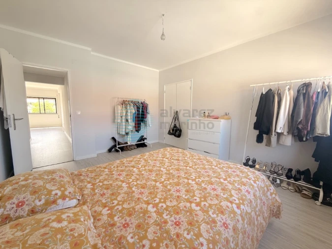 Apartamento T2 para Arrendamento em Vimeiro Foto 11