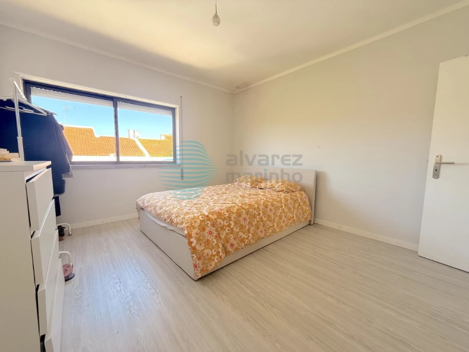 Apartamento T2 para Venda em Vimeiro Foto 12
