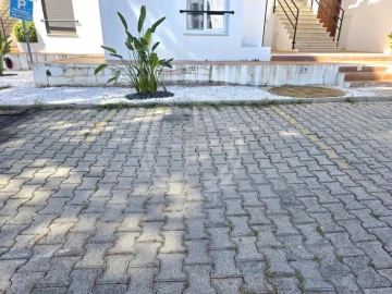 Apartamento T1 para Venda em Quarteira