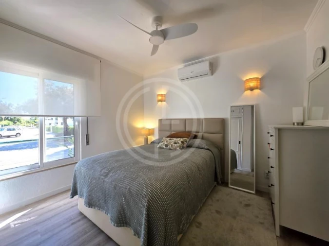 Apartamento T1 para Venda em Quarteira Foto 6