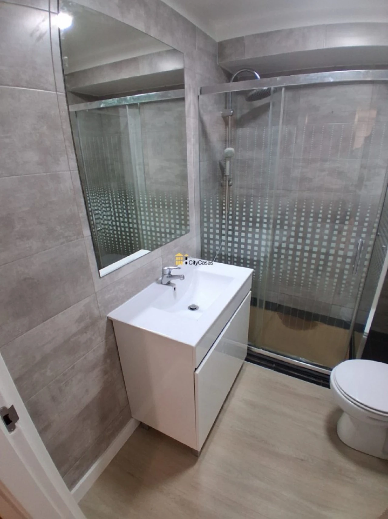 Apartamento T2 para Venda em Rio Tinto Foto 5