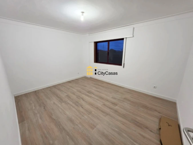 Apartamento T2 para Venda em Rio Tinto Foto 6