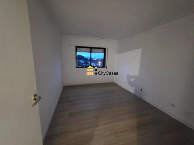 Apartamento T2 para Venda em Rio Tinto Foto 8