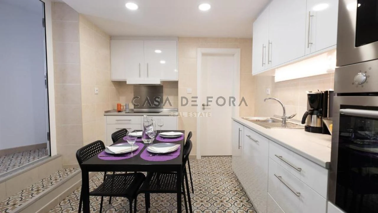 Moradia T5 para Venda em Olhão Foto 2
