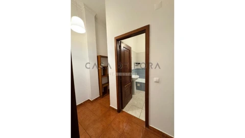 Apartamento T1 para Venda em Covilhã e Canhoso