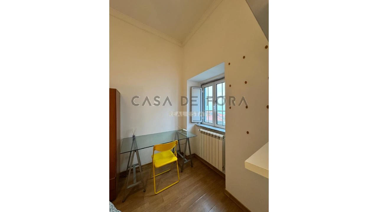 Apartamento T1 para Venda em Covilhã e Canhoso Foto 9