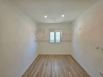 Apartamento T2 para Venda em Peniche
