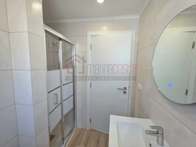 Apartamento T2 para Venda em Peniche Foto 12