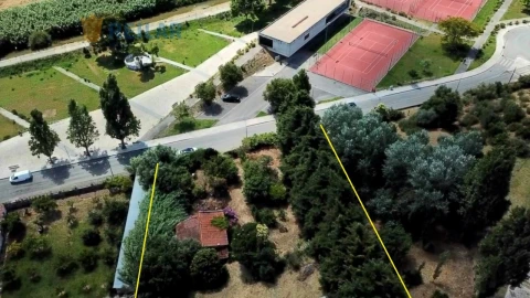 Terreno para Venda em Alenquer (Santo Estêvão e Triana)