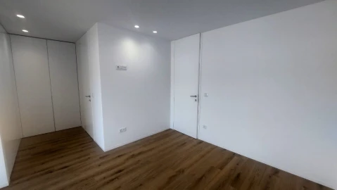 Moradia T3 para Venda em Ferreiros, Prozelo e Besteiros