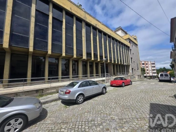 Prédio para Venda em Nelas