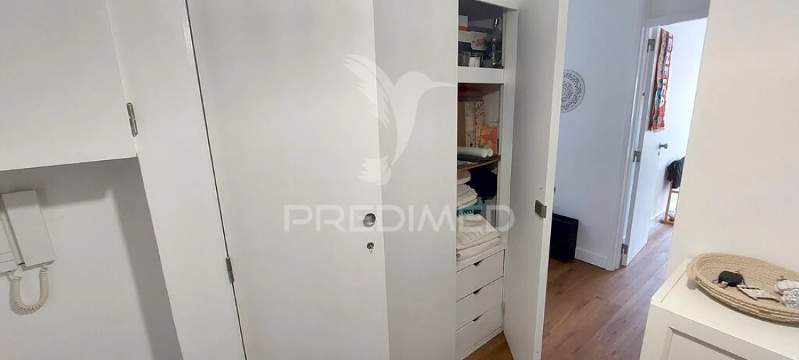 Apartamento T1 para Venda em Massamá e Monte Abraão Foto 7