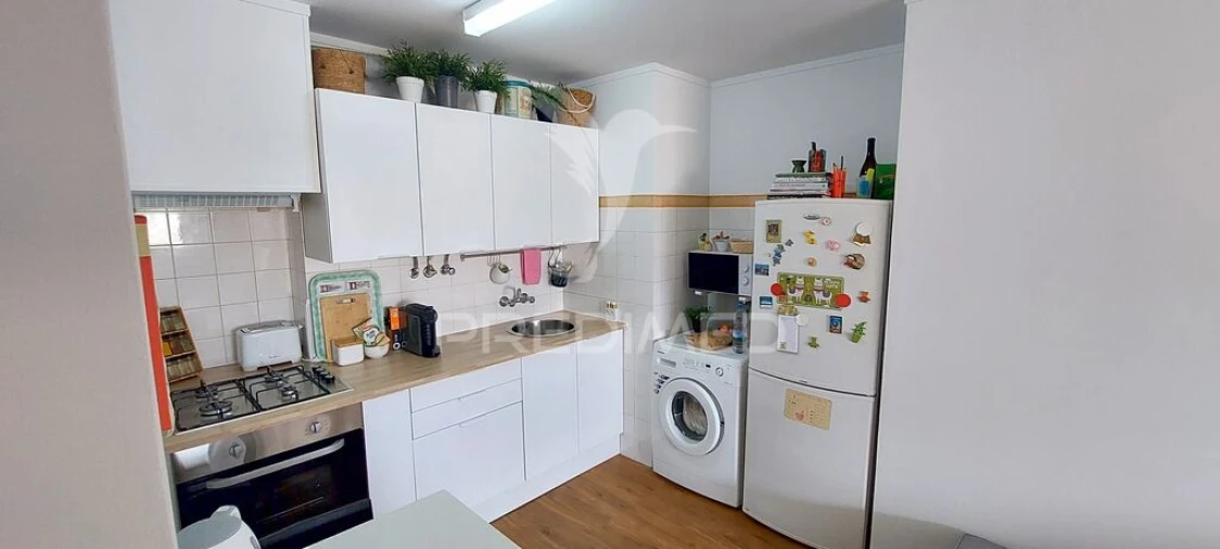 Apartamento T1 para Venda em Massamá e Monte Abraão Foto 14