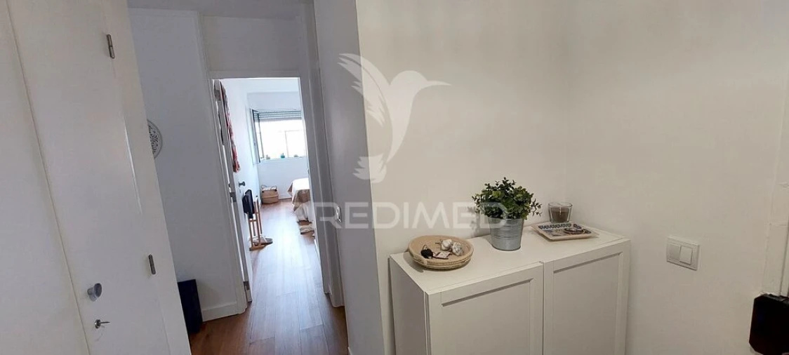 Apartamento T1 para Venda em Massamá e Monte Abraão Foto 9