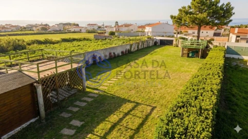 Terreno para Venda em Arcozelo