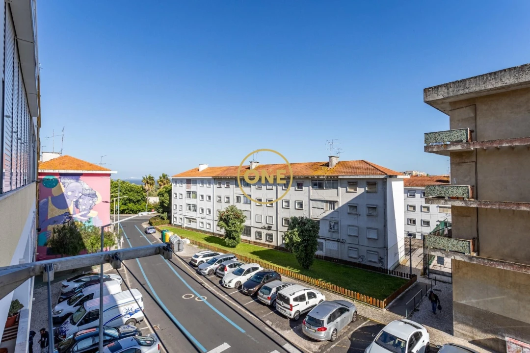 Apartamento T2 para Venda em Sacavém e Prior Velho Foto 19