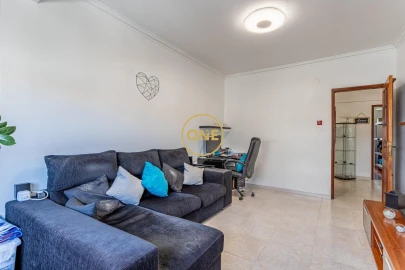 Apartamento T2 para Venda em Sacavém e Prior Velho